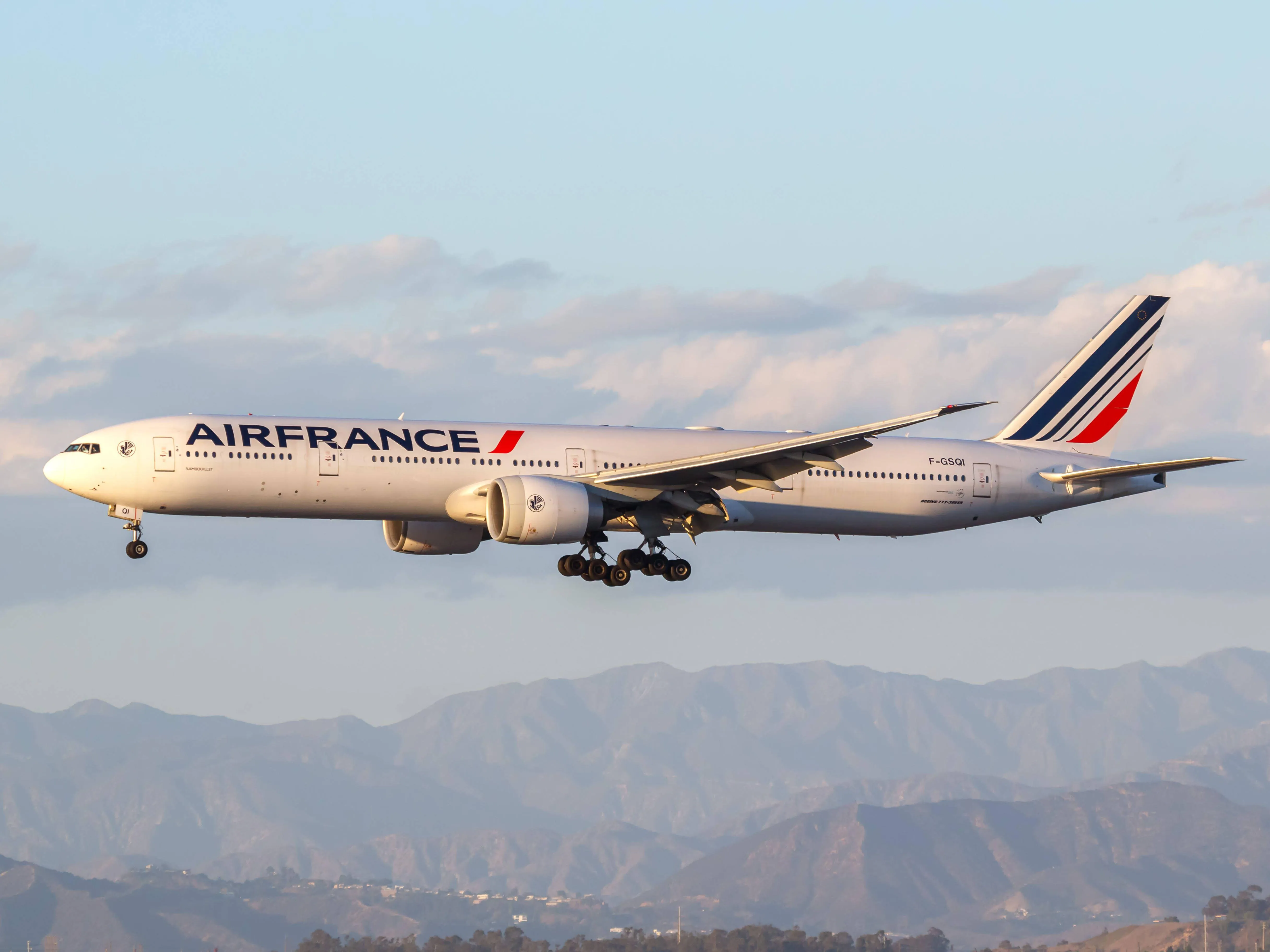 Cómo puedo modificar el vuelo en Air France