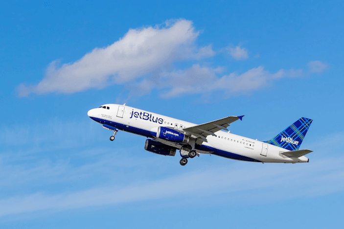 How to get JetBlue Airlines student discount