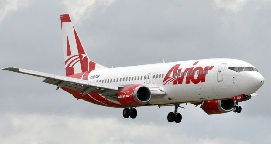 ¿Cómo puedo reservar el billete de Avior Airlines?